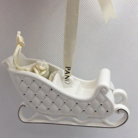 Pandora Limited Edition 2014 Sleigh Christmas Tree Ornament with Box - Picture 2 of 10